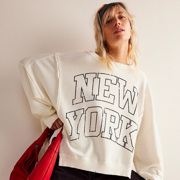 We The Free Sweaters - NWOT We The Free Graphic Camden Pullover Size Medium